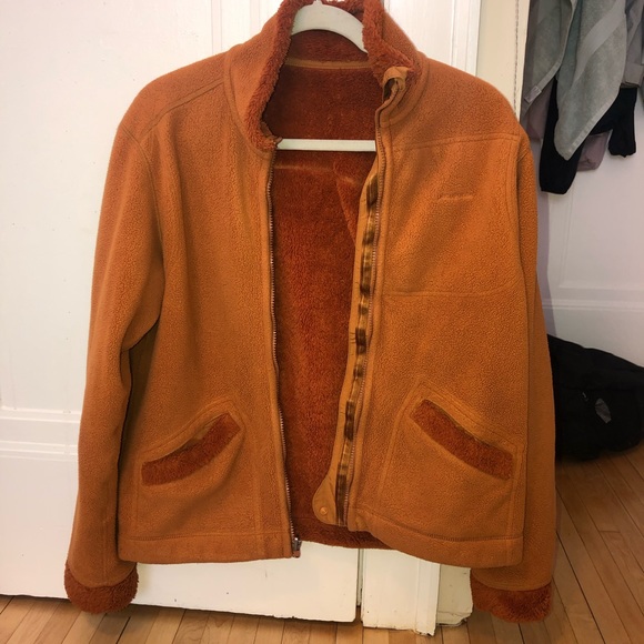 Patagonia reversible zip-up! - Picture 4 of 6